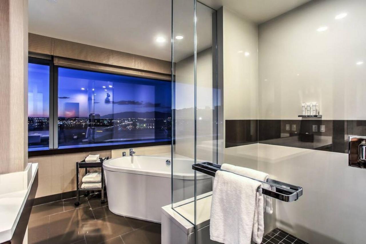 City Center - Panoramic Corner Suite At Vdara Las Vegas Kültér fotó